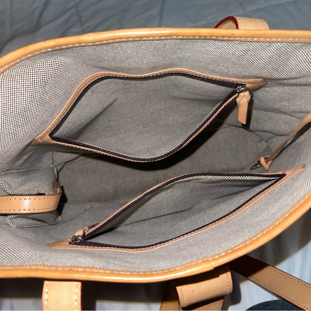 Dooney & Bourke Medium Shopper Shoulder Bag Tote - Picture 6 of 8
